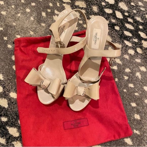 FINAL PRICE Valentino Nude Tan Beige Bow High Heel Pumps w ankle strap sandals - Picture 3 of 7